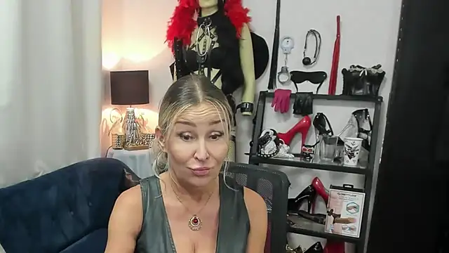crystaLUX live