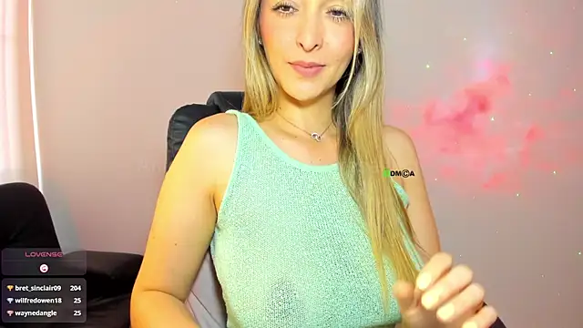 Anttonia_Rose live