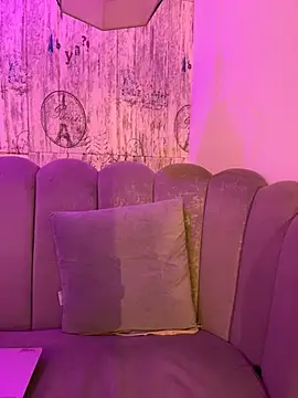 AbyThompson live