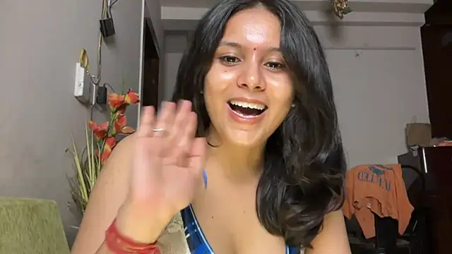 Naira_fit live