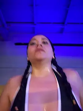 Veronica_Wins_ live