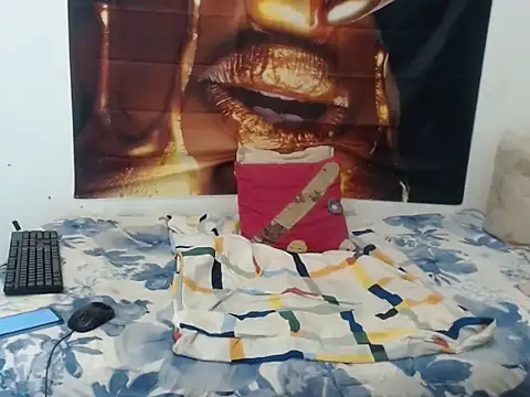Queenteex6992 live