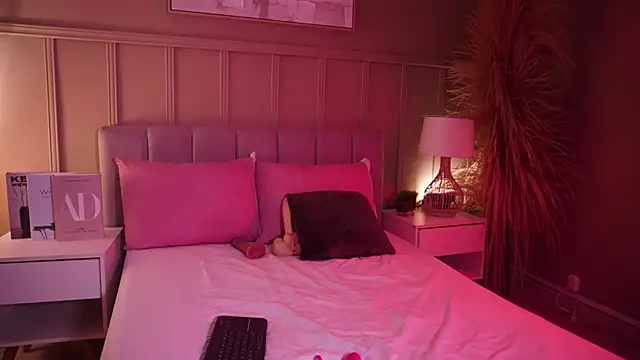 curvyliciousss live