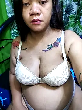 PreggyHotBigBoobs live