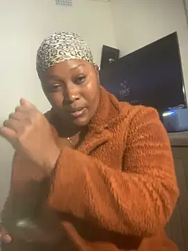 Cardiebae89 live