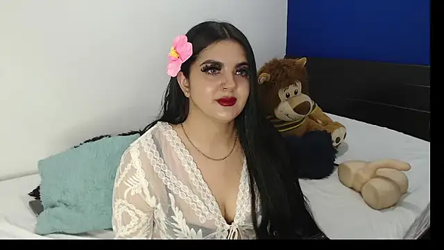 EmmilyConnor live
