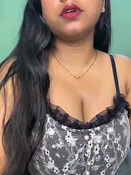 Ishaani_0 live
