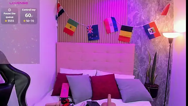 Amiee_Kovva live