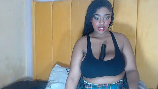 SexyHarleyBlack live