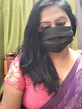 Meera_mia live
