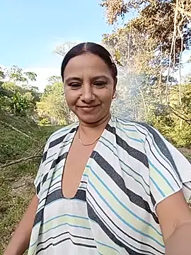 esmeralda_li live