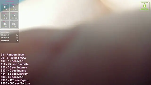 Naomi_Urban live