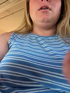AttentionSluts live