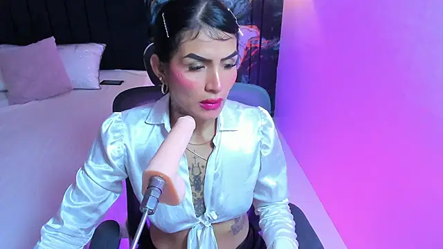 Alanna_Wild live