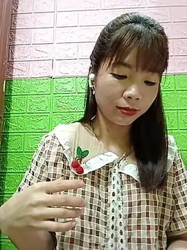 AmyLinee01 live