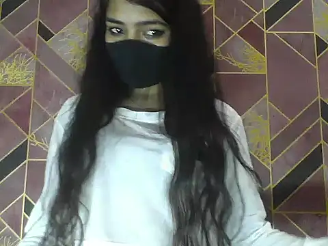 Hot-Roshni live