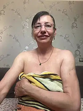 Amberhotqueen live