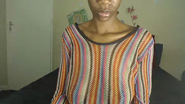 Blacktittiex02 live