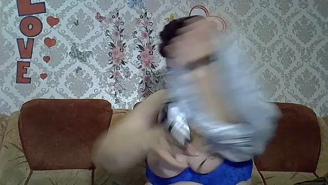PaulaGolden live