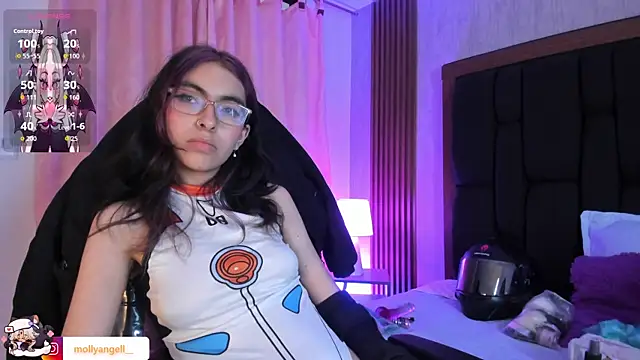 Molly_A live