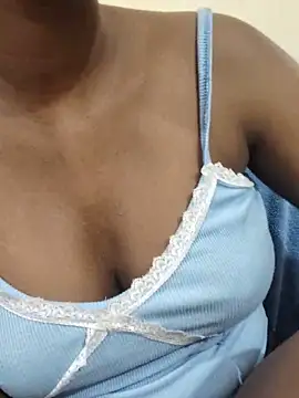 Simran_0011 live