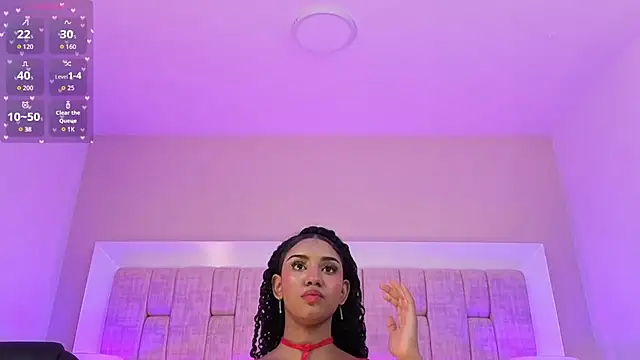CarlaHilton live
