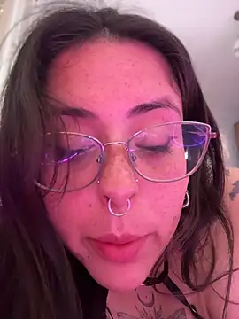 Mizztikaa live