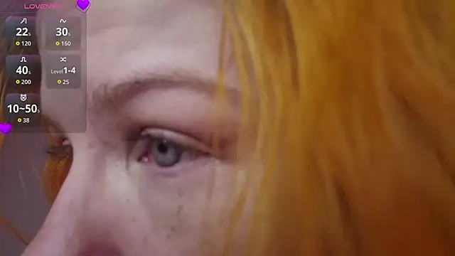 LynetHakes live