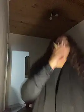 A_maddy live