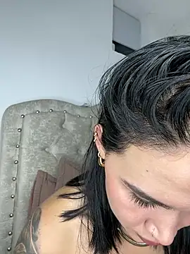 DaniRivers_ live