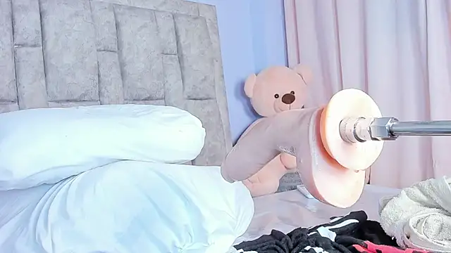 queen_yully live