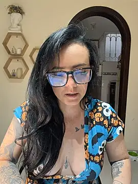 AndreaValencia live