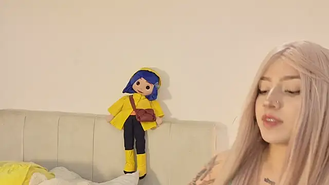 _Chloe_gardner live