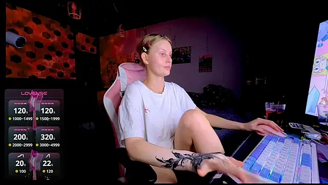 Lunaacyy live