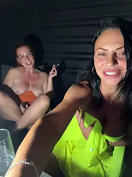 KimKelly13 live