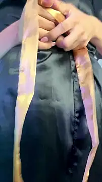 isis_cute_ live