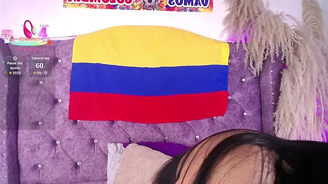 Violet_Collins1 live