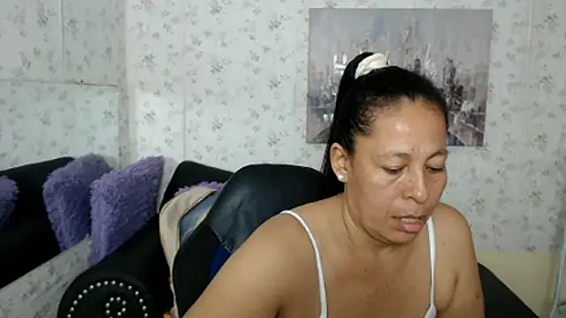 mature_martina live