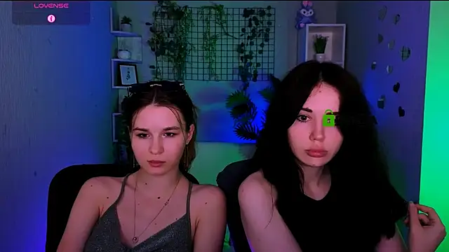 riley_sanders live