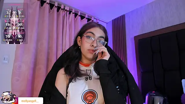 Molly_A live