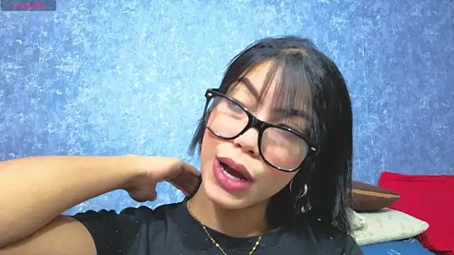 Malia_fox live