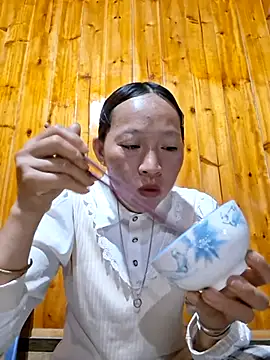 tcm-cute live