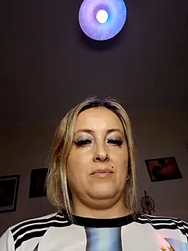 DesireSatler live