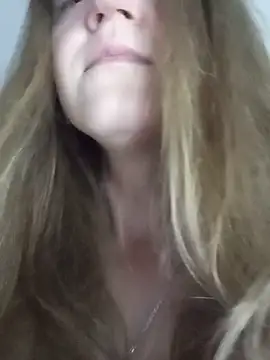KattyLuuu live