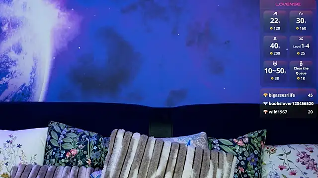 Sierra_Quinn live