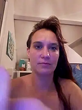 Maggie38 live