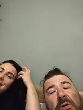Angel_and_Devil_couple live
