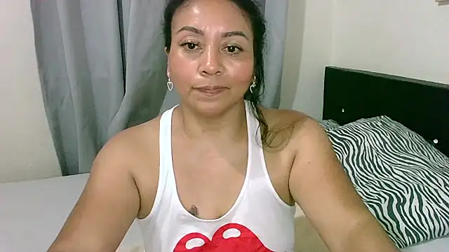 zaray_bella live
