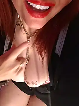 Egyptianmilf2000 live