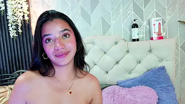 Zaira_bonny live